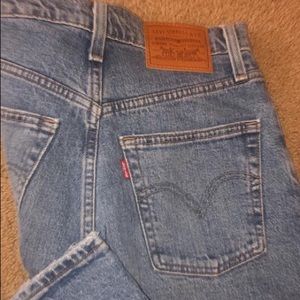Levi’s Ribcage Straight size 26
